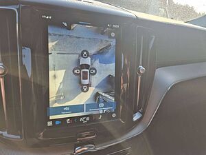 Volvo  T8 AWD Recharge Plug-In Hybrid Ultra Dark