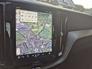 Volvo  T8 AWD Recharge Plug-In Hybrid Ultra Dark