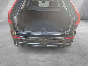 Volvo  T8 AWD Recharge Plug-In Hybrid Ultra Dark