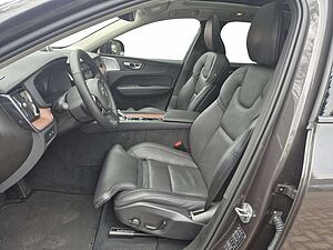 Volvo  T8 AWD Recharge Plug-In Hybrid Ultra Dark