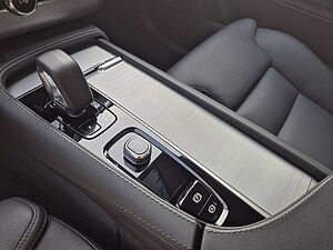 Volvo  T8 AWD Recharge Plus Bright Plug-In Hybrid