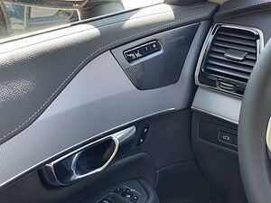 Volvo  T8 Plus Bright Recharge Plug-In Hybrid AWD