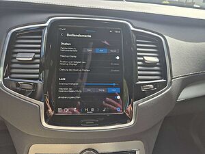 Volvo  T8 Ultra Bright Recharge Plug-In Hybrid AWD