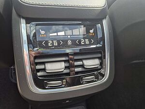 Volvo  T8 Ultra Bright Recharge Plug-In Hybrid AWD