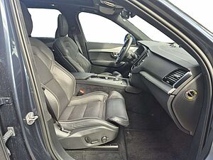 Volvo  T8 Ultra Bright Recharge Plug-In Hybrid AWD