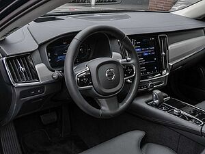 Volvo  T8 Ultimate Dark Recharge Plug-In Hybrid AWD