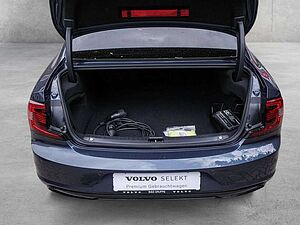 Volvo  T8 Ultimate Dark Recharge Plug-In Hybrid AWD