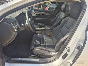 Volvo  T8 Ultimate Dark Recharge Plug-In Hybrid AWD