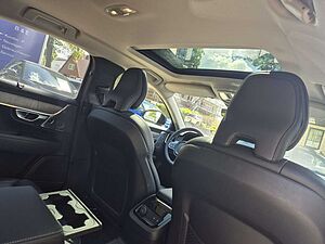 Volvo  T8 Ultimate Dark Recharge Plug-In Hybrid AWD