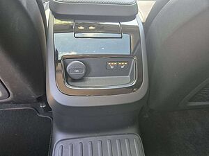 Volvo  T8 Ultimate Dark Recharge Plug-In Hybrid AWD