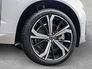 Volvo  T8 Plus Dark Recharge Plug-In Hybrid AWD