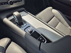 Volvo  T8 Plus Bright Recharge Plug-In Hybrid AWD