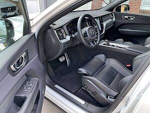 Volvo  T6 AWD Recharge R-Design LONG RANGE | AHK | 360° |