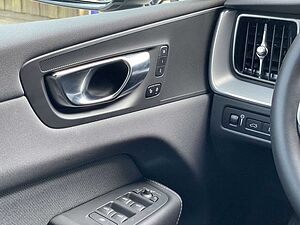 Volvo  T6 AWD Recharge R-Design LONG RANGE | AHK | 360° |