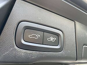 Volvo  T6 AWD Recharge R-Design LONG RANGE | AHK | 360° |