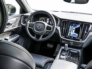 Volvo  T8 Recharge Plug-In Hybrid AWD Plus Dark