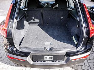 Volvo  T2 Momentum Core 2WD