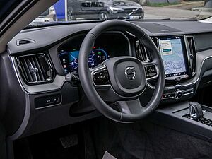 Volvo  Recharge T6 AWD Plus Dark LED PANO 360°