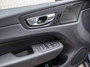 Volvo  Recharge T6 AWD Plus Dark LED PANO 360°