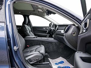 Volvo  Recharge T6 AWD Plus Dark LED PANO 360°