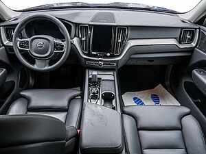 Volvo  Recharge T6 AWD Plus Dark LED PANO 360°