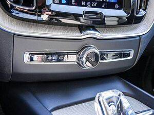 Volvo  B4 Geartronic Inscription STANDHZ LED