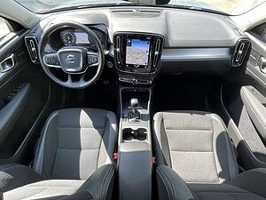Volvo  T3 Momentum Pro KAMERA | HARMAN/KARDON | WINTER-PA