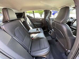 Volvo  T3 Momentum Pro KAMERA | HARMAN/KARDON | WINTER-PA
