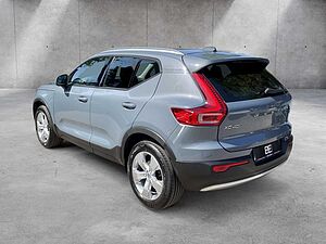 Volvo  T3 Momentum Pro KAMERA | HARMAN/KARDON | WINTER-PA