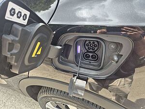 Volvo  Plus Recharge Pure Electric AHK | FACELIFT | 1. HD