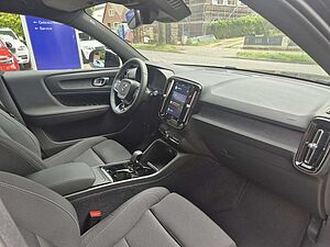 Volvo  Plus Recharge Pure Electric AHK | FACELIFT | 1. HD