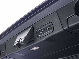 Volvo  Momentum Pro KLIMA SHZ KAMERA FACEL. LED