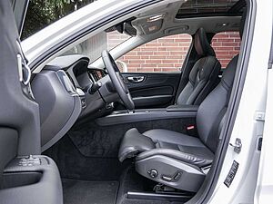 Volvo  T6 AWD Recharge Plug-In Hybrid Inscription Express