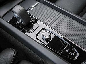 Volvo  T6 AWD Recharge Plug-In Hybrid Inscription Express
