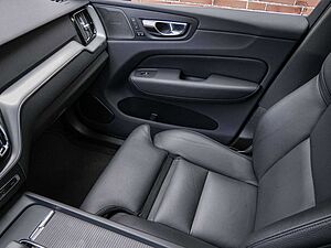Volvo  T6 AWD Recharge Plug-In Hybrid Inscription Express