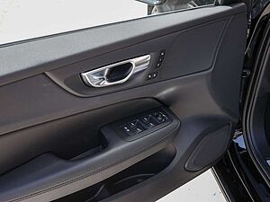 Volvo  T8 Plus Bright Recharge Plug-In Hybrid AWD