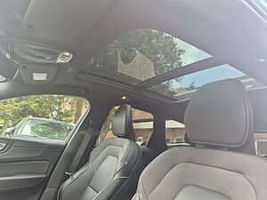 Volvo  B4 R-Design Geartronic *Panorama*Kamera*H/K*