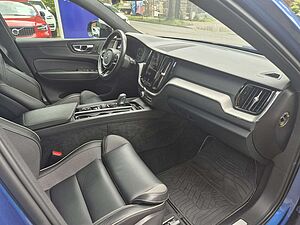 Volvo  B4 R-Design Geartronic *Panorama*Kamera*H/K*