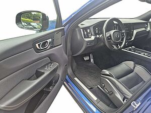 Volvo  B4 R-Design Geartronic *Panorama*Kamera*H/K*