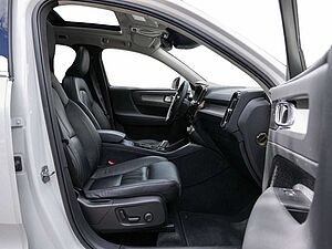 Volvo  B4 AWD Inscription W-LAN AHK STANDHZ LED