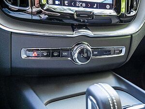 Volvo  T8 Twin Engine AWD R-Design