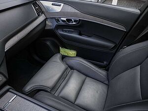 Volvo  T8 Ultimate Dark Recharge Plug-In Hybrid AWD