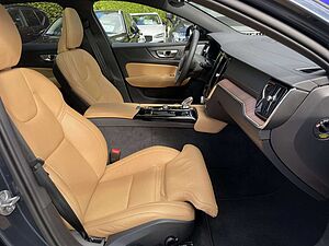 Volvo  Kombi T6 Ultra Dark Recharge Plug-In Hybrid AWD