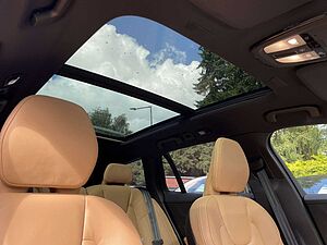 Volvo  Kombi T6 Ultra Dark Recharge Plug-In Hybrid AWD