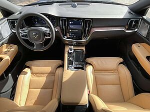 Volvo  Kombi T6 Ultra Dark Recharge Plug-In Hybrid AWD