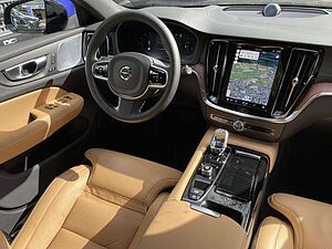 Volvo  Kombi T6 Ultra Dark Recharge Plug-In Hybrid AWD