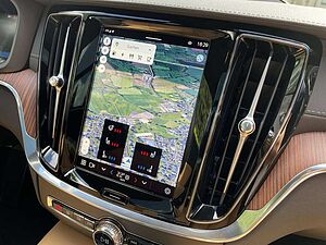 Volvo  Kombi T6 Ultra Dark Recharge Plug-In Hybrid AWD