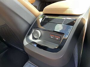 Volvo  Kombi T6 Ultra Dark Recharge Plug-In Hybrid AWD