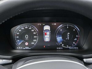 Volvo  D4 Cross Country Pro AWD