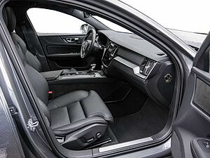 Volvo  D4 Cross Country Pro AWD
